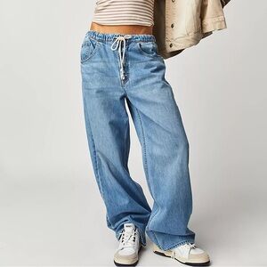 MOTHER Light Blue Boyfriend Jeans